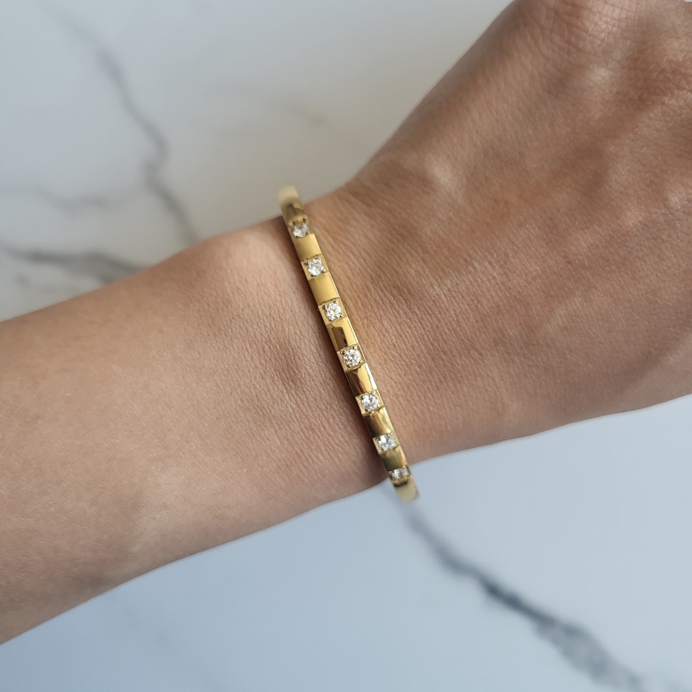 18K Gold Plated Bracelet Bangle Sparkly Gem Cuff Jewelry